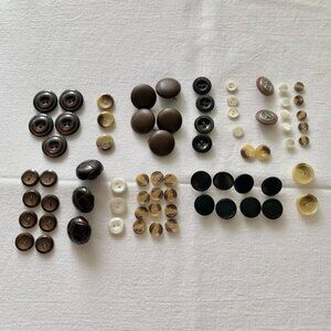 Lot of Assorted Buttons